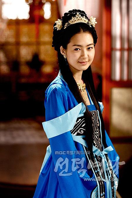ซอนต๊อก มหาราชินีสามแผ่นดิน