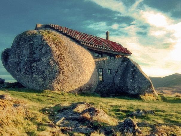 18. Stone House ( Guimarães , Portugal )