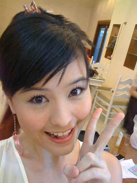 ออม-สุชารัตน์ มานะยิ่ง