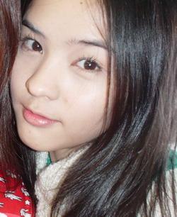 ออม-สุชารัตน์ มานะยิ่ง