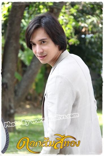 หลุยส์ สก็อต