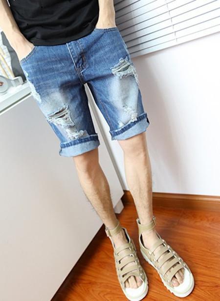 กางเกงขาสามส่วน