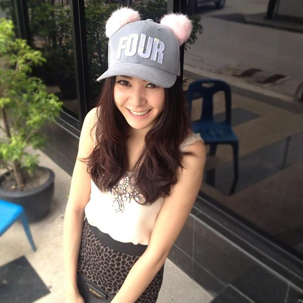 โฟร์ ศกลรัตน์ 