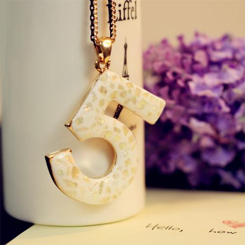 สร้อยคอแฟชั่น