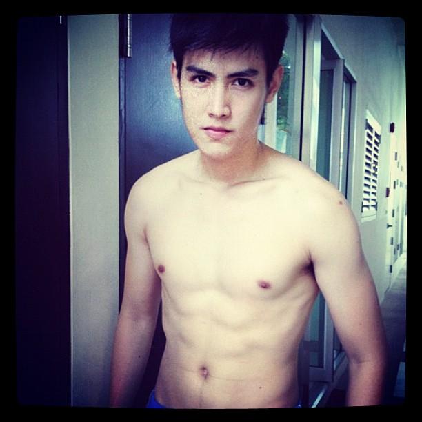 ป๊อป พิชฌพัฒน์