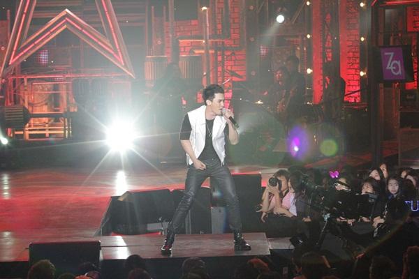 The Star 9 คอนเสิร์ตโจทย์เพลงร็อค