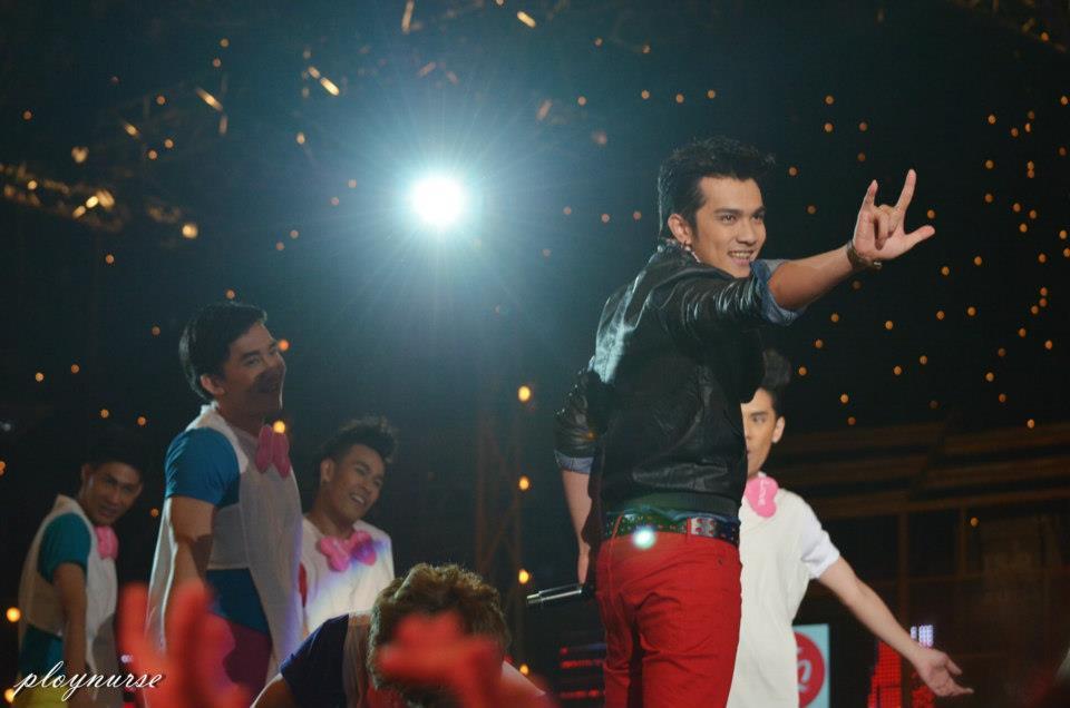 อ้น The Star 9 โชว์ลีลาเต้นกวนๆ ในเพลง 