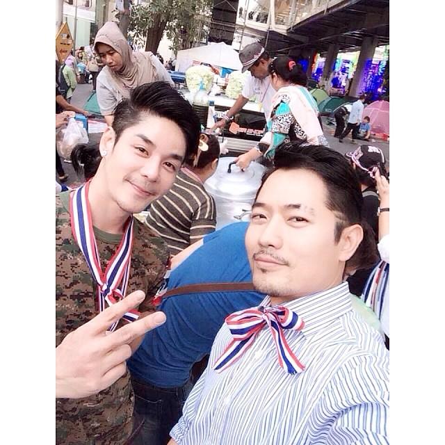 นกหวีดดารา