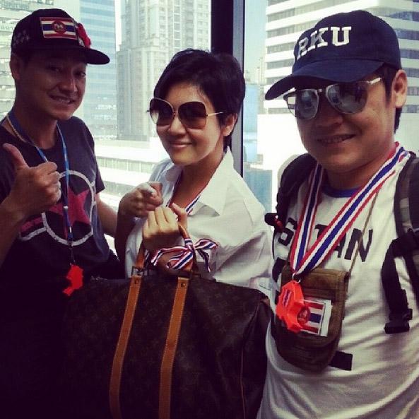 นกหวีดดารา