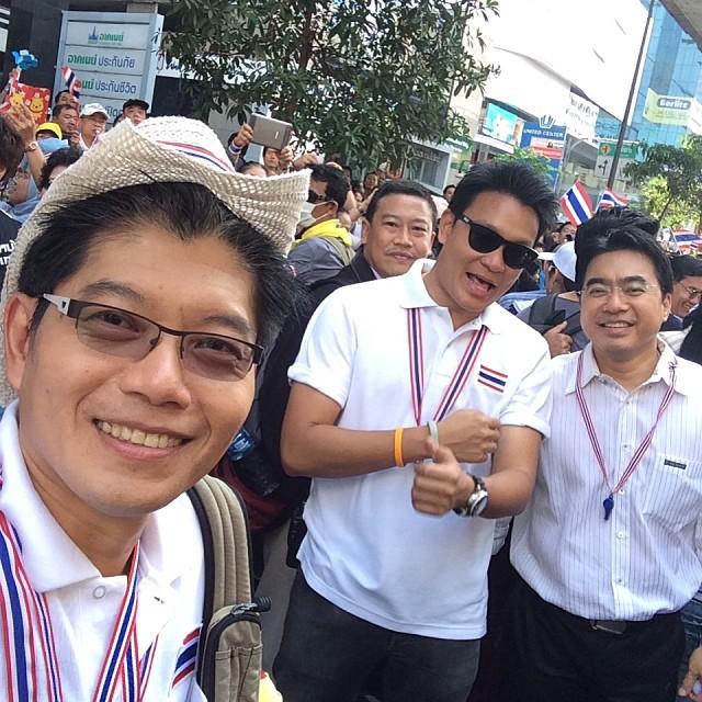 กนก รัตน์วงศ์สกุล