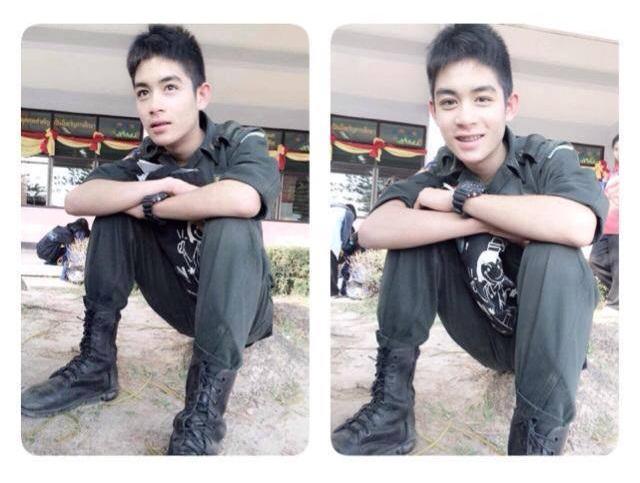 นักศึกษาวิชาทหารหล่อ