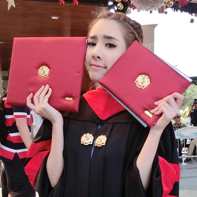 เบเบ้ ธัญย์ชนก