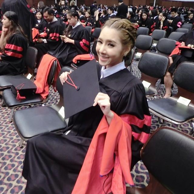 เบเบ้ ธัญย์ชนก