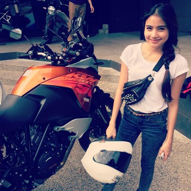 เต๊าะ วรัตตา