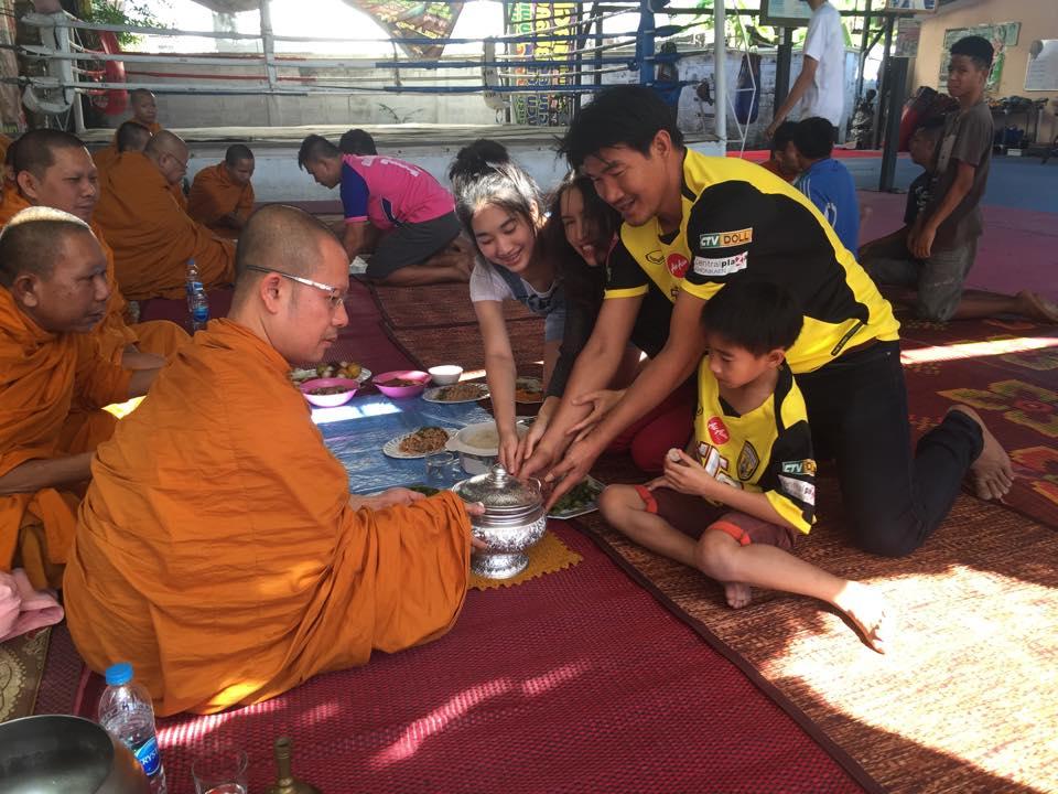 ลูกสาวสมรักษ์ คำสิงห์ 