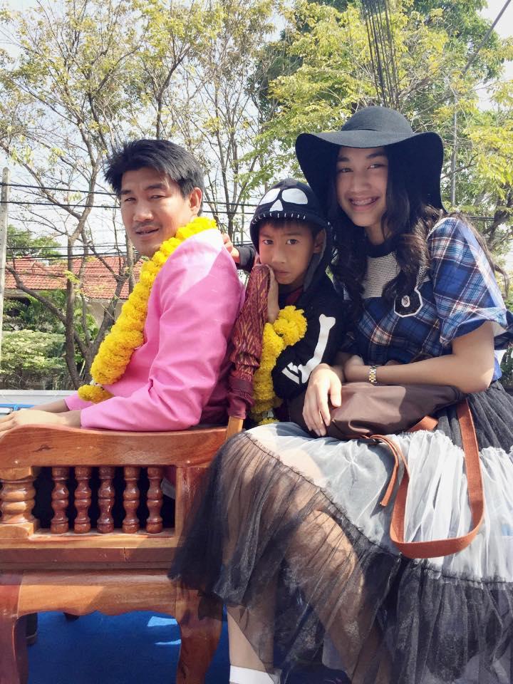 ลูกสาวสมรักษ์ คำสิงห์ 