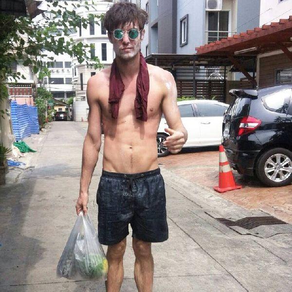 รวมรูปภาพของ อาจารย์หล่อขอเรียนด้วย!! รวมรูปภาพของ อาจารย์หล่อขอเรียนด้วย!!