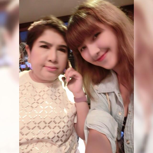 ลูกสาวโน้ต เชิญยิ้ม