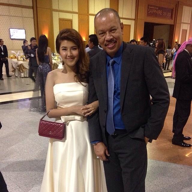 ลูกสาวโน้ต เชิญยิ้ม