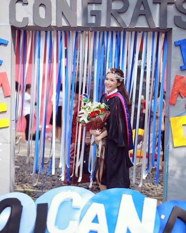 แนท ณัฐชา รับปริญญา