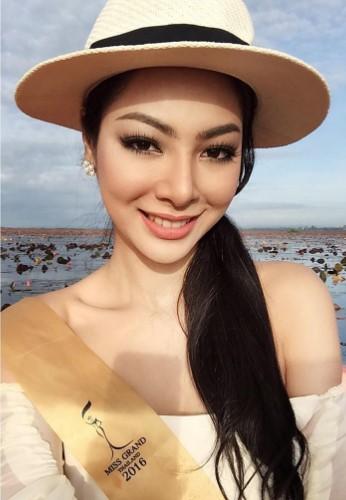 ฝ้าย สุภาพร