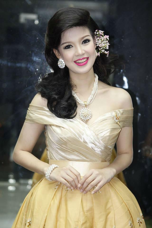 แก้ม กัญจน์อมล 