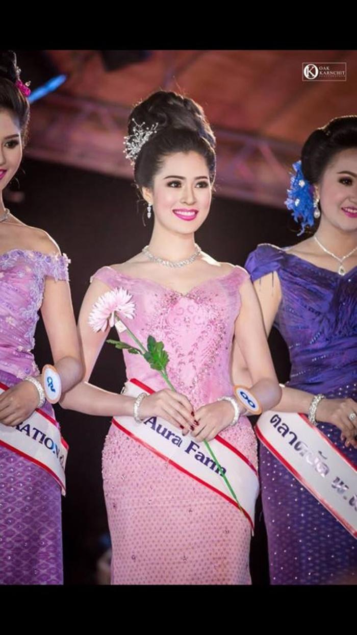 หลิงหลิง ศิริลักษณ์