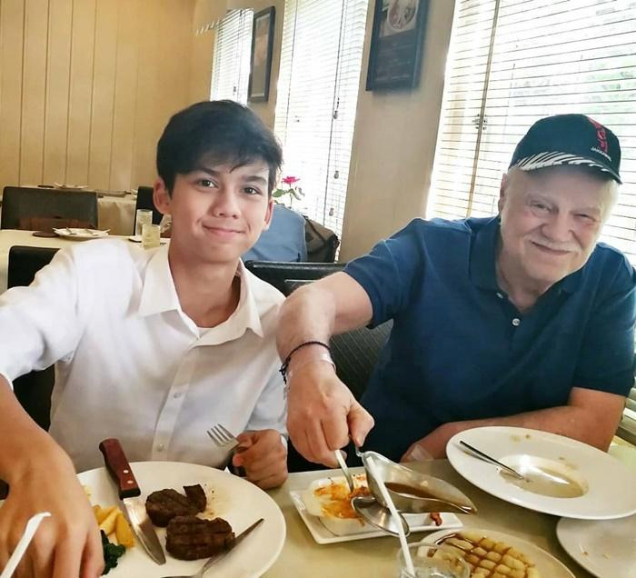 ทิกเกอร์ อชิระ 