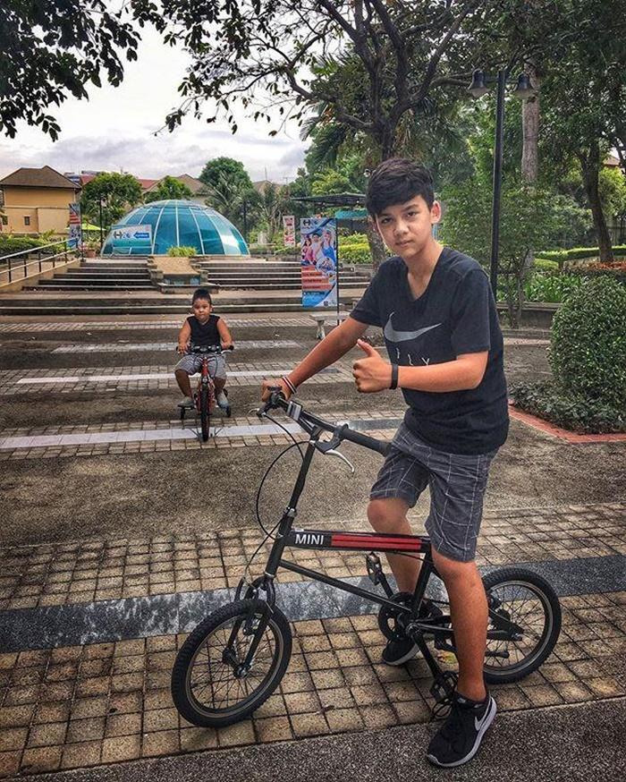 ทิกเกอร์ อชิระ 