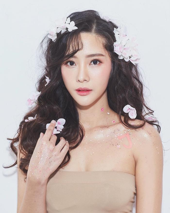 แจม ชรัฐฐา