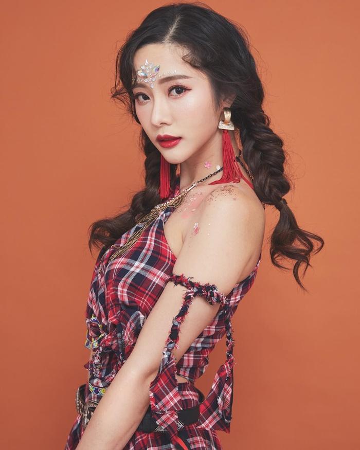 แจม ชรัฐฐา