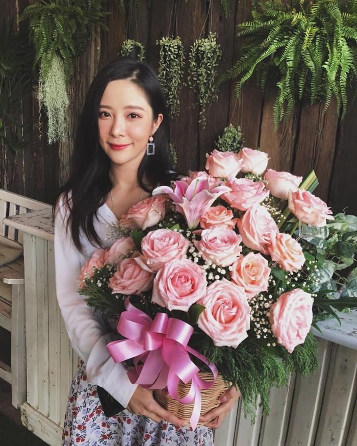 แจม ชรัฐฐา