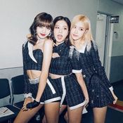 ลิซ่า BLACKPINK