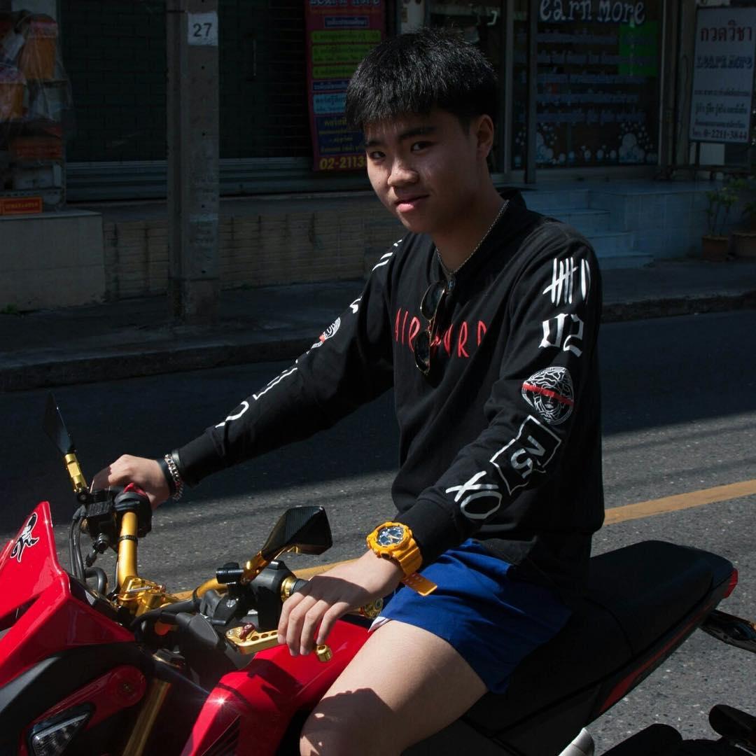 นายสิทธิชาติ มลิวัลย์