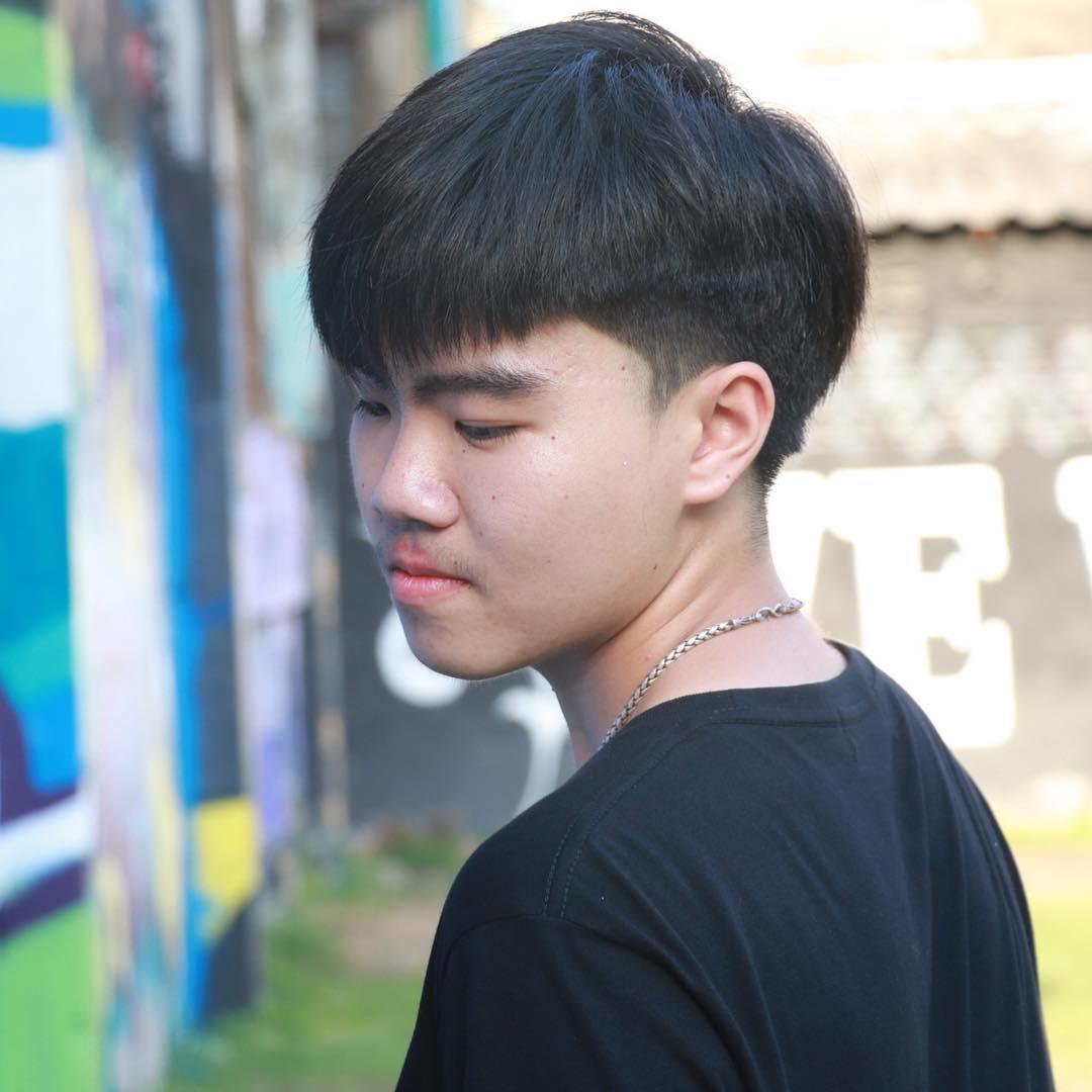 นายสิทธิชาติ มลิวัลย์