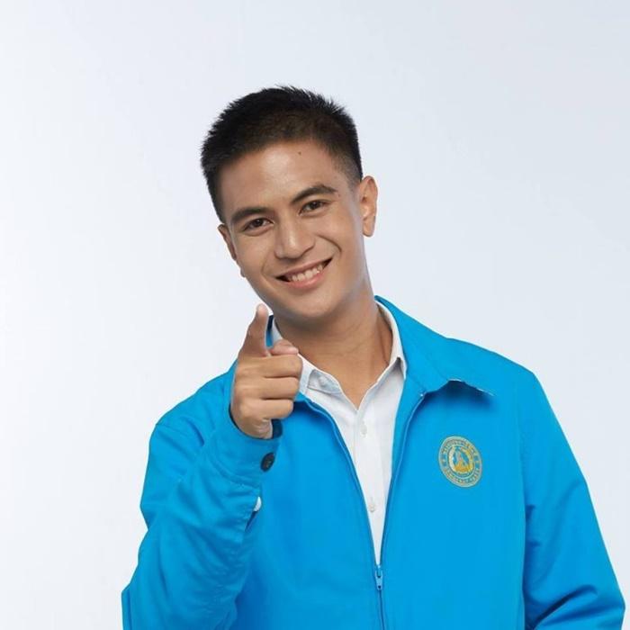 ไอติม-พริษฐ์ วัชรสินธุ