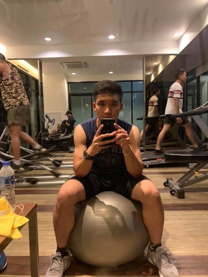 นัน อนันต์ ไมค์ทองคํา