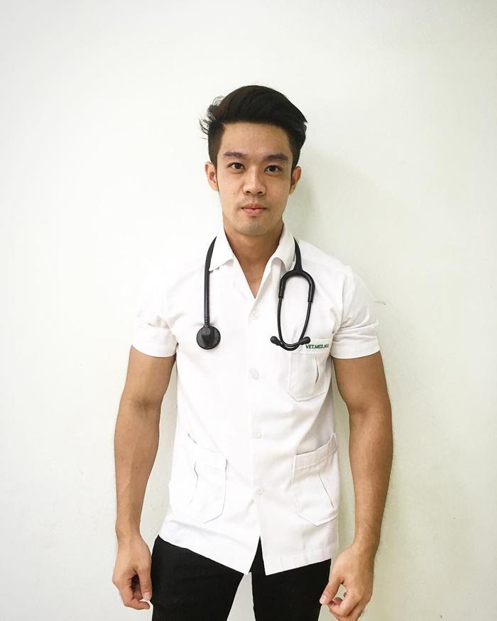 หมอแอมป์ ธัชกร