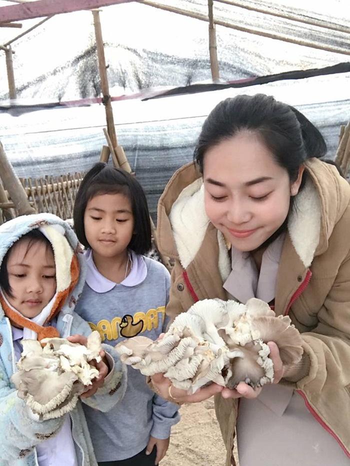 ครูอุ้ม