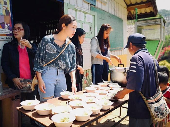 ครูอุ้ม