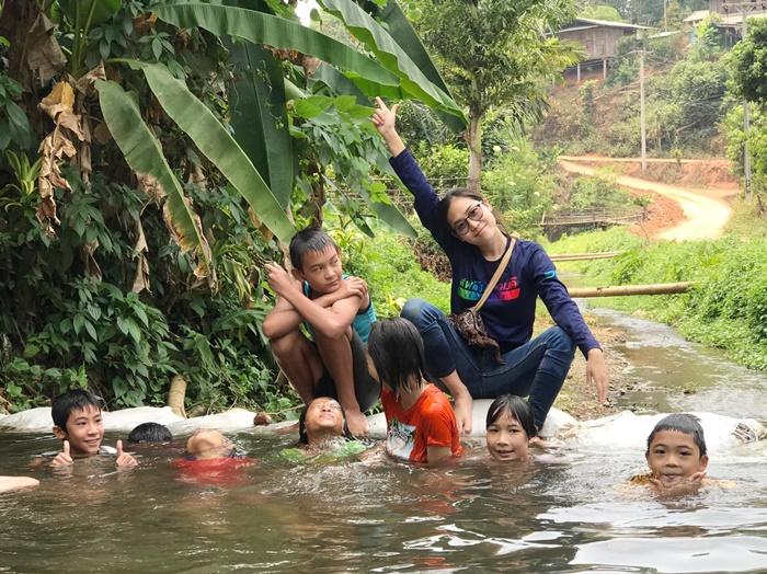 ครูอุ้ม