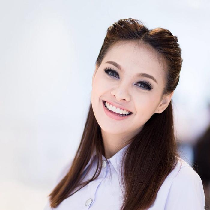 พลอย พีรชาดา