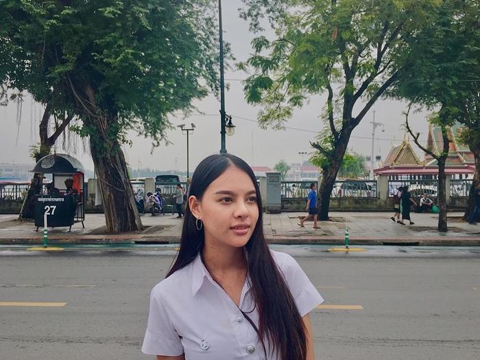 พลอย พีรชาดา