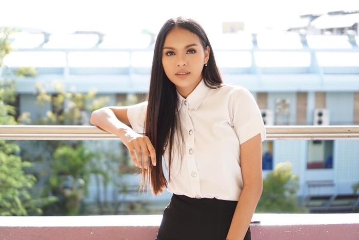 พลอย พีรชาดา