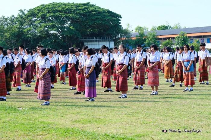 โรงเรียนกระเทียมวิทยา