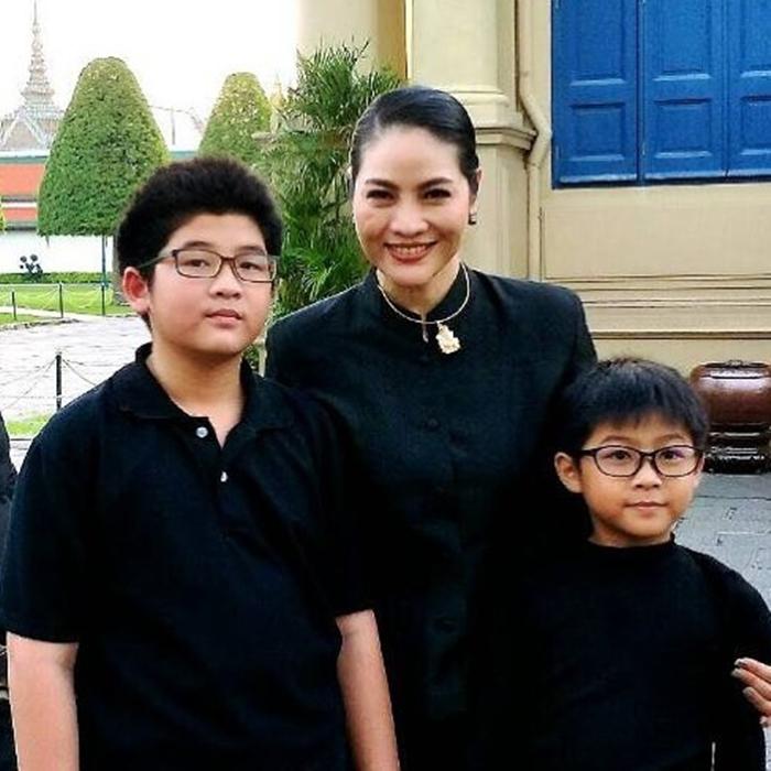 ลูกชาย อรอนงค์ ปัญญาวงศ์
