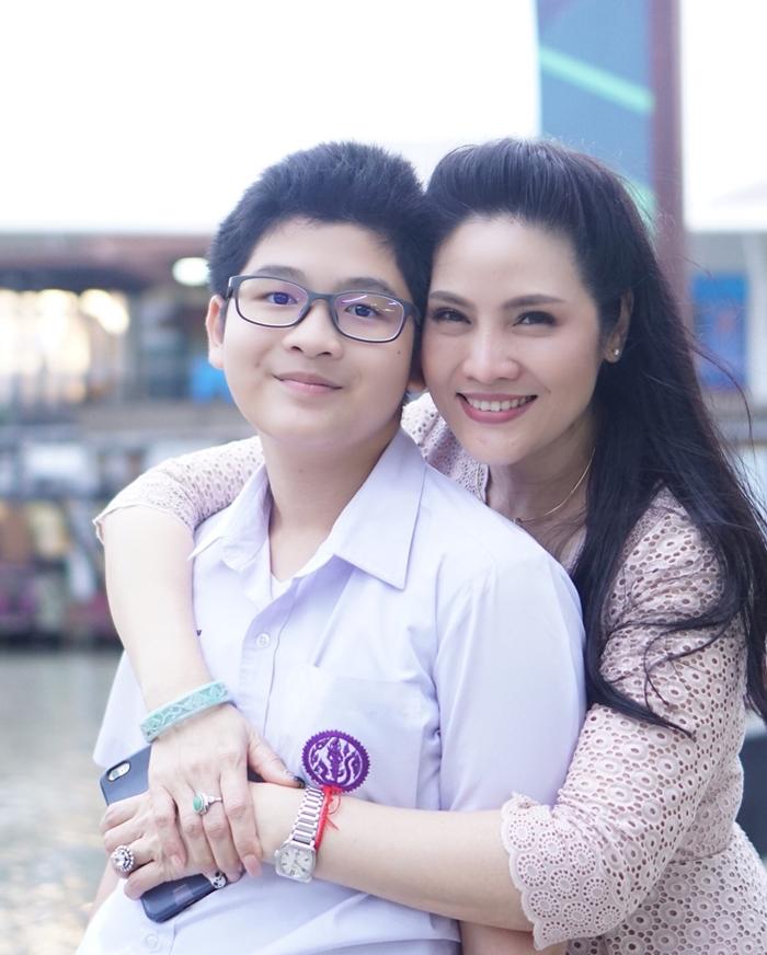 ลูกชาย อรอนงค์ ปัญญาวงศ์