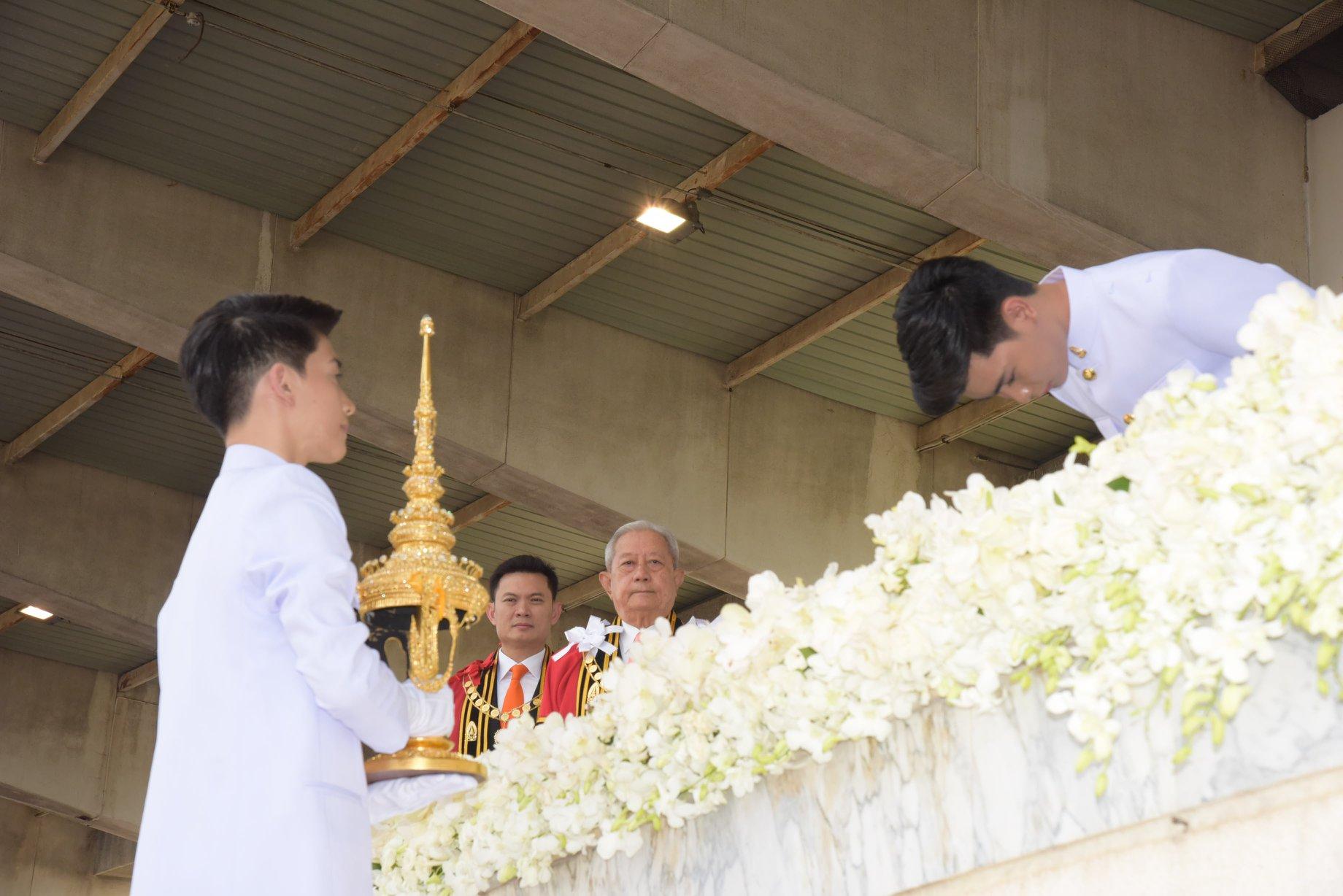 "พิธีมอบเนกไทและเข็มพระมหามงกุฎ" ปีการศึกษา 2562