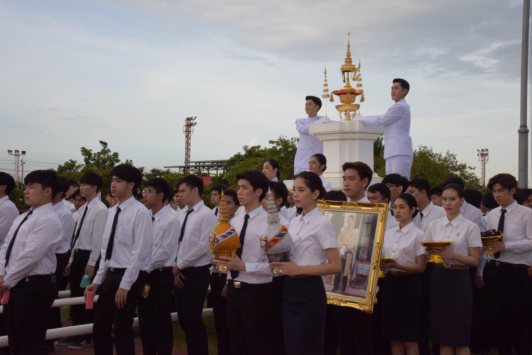 "พิธีมอบเนกไทและเข็มพระมหามงกุฎ" ปีการศึกษา 2562