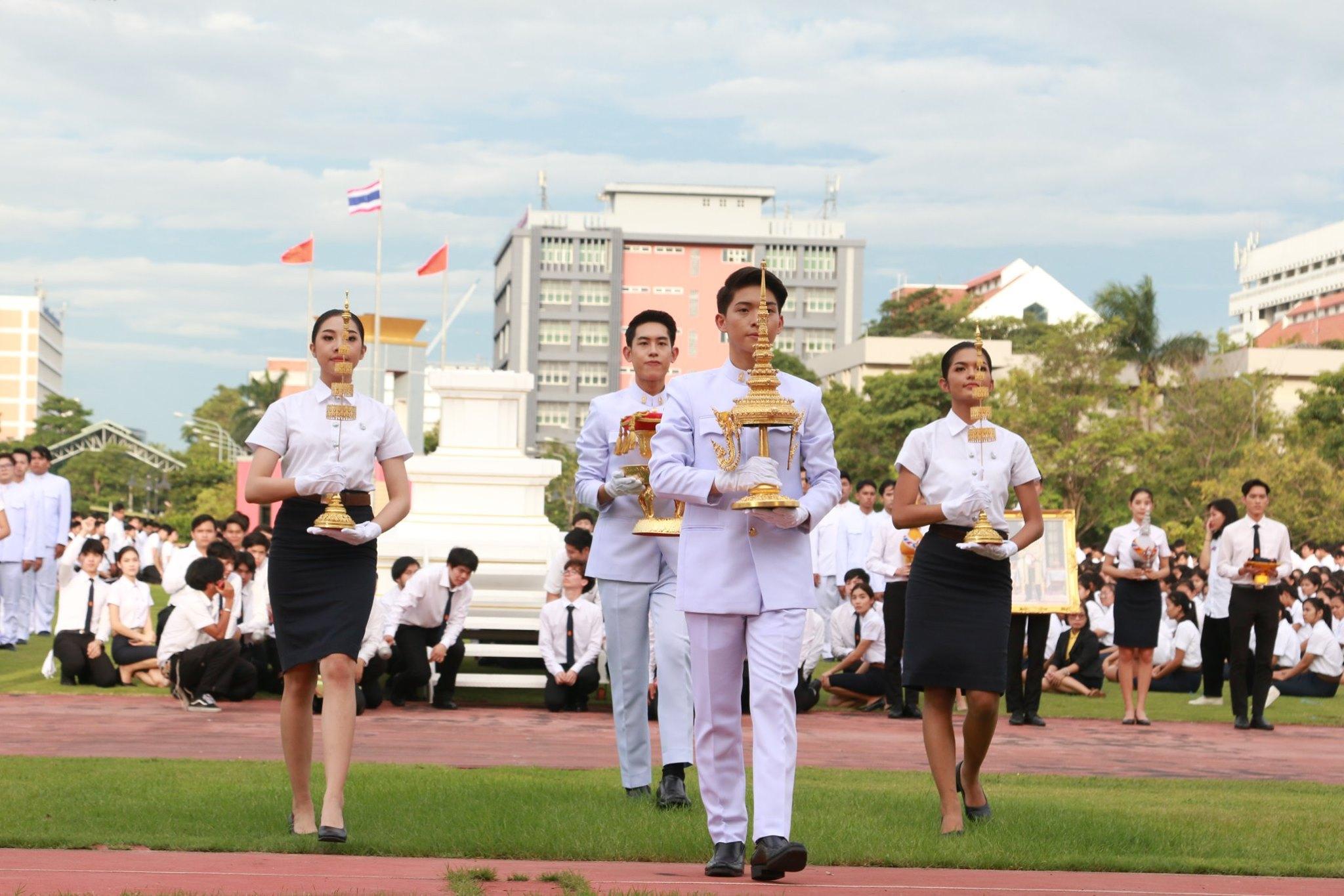 "พิธีมอบเนกไทและเข็มพระมหามงกุฎ" ปีการศึกษา 2562